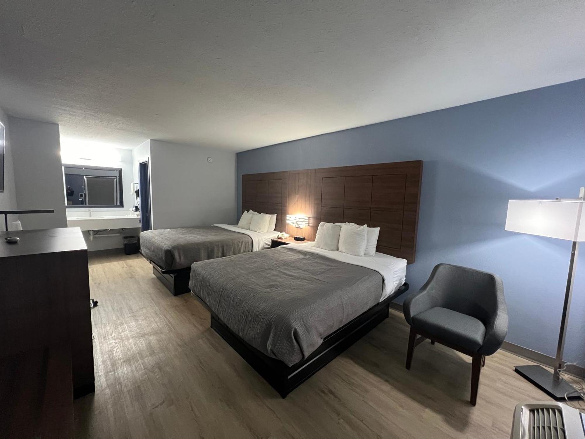 Quality Inn Madison - Huntsville Экстерьер фото